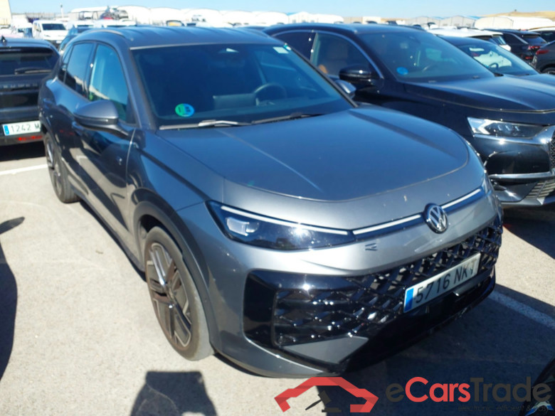 VOLKSWAGEN T-Roc 1.5 TSI 110 kW (150 CV) auto DSG 7 vel. R-Line(Winterpack) #1