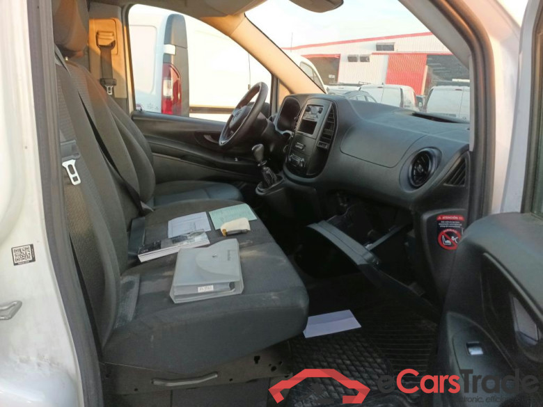 MERCEDES-BENZ Vito / 2014 / 4P / furgón 114CDI TD 100kW furgón Pro compacta #6