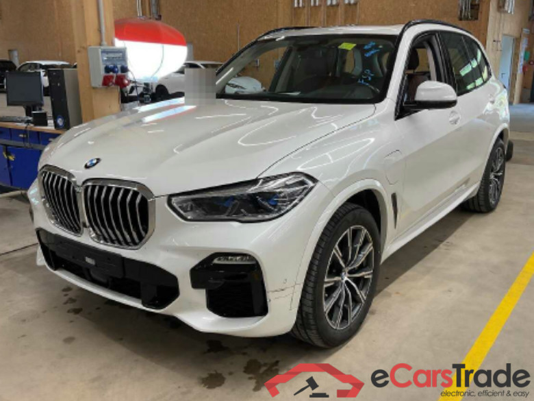 Baureihe X5 xDrive 45 e M Sport 3.0 290KW AT8 E6d #1