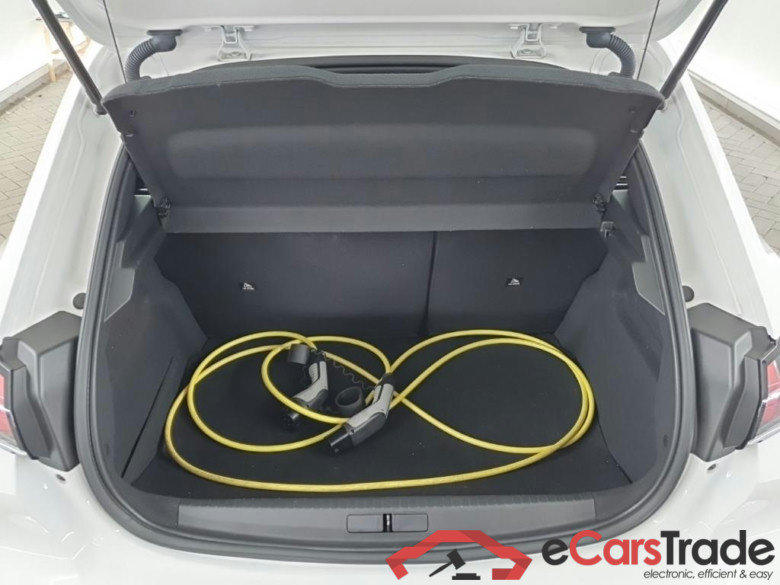 PEUGEOT e-208 Active 50kWh 136 5D #5