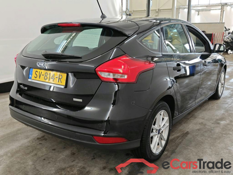Ford Focus 1.0 EcoBoost Lease Edition 100 pk 5d #2