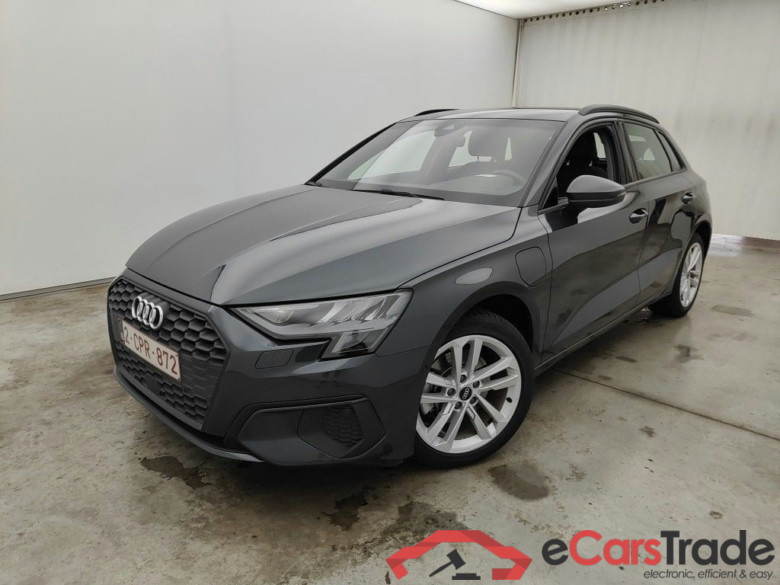 Audi A3 Sportback 1.4 40 TFSI e Attraction 5d