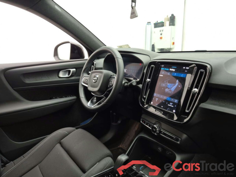 VOLVO XC40 SMER #3