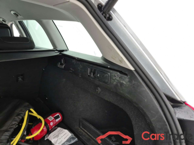 VOLKSWAGEN PASSAT VARIANT 1.4 GTE BUSINESS DSG #5