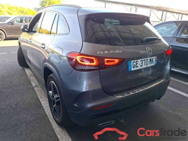 Mercedes GLA 250e Plug-In Hybrid AMG Night Aut. Pano LED-Multibeam Widescreen Ambient ACC Navi Sport-Leather-Alcantara KeylessGo Camera 360 Klima PDC .... #4