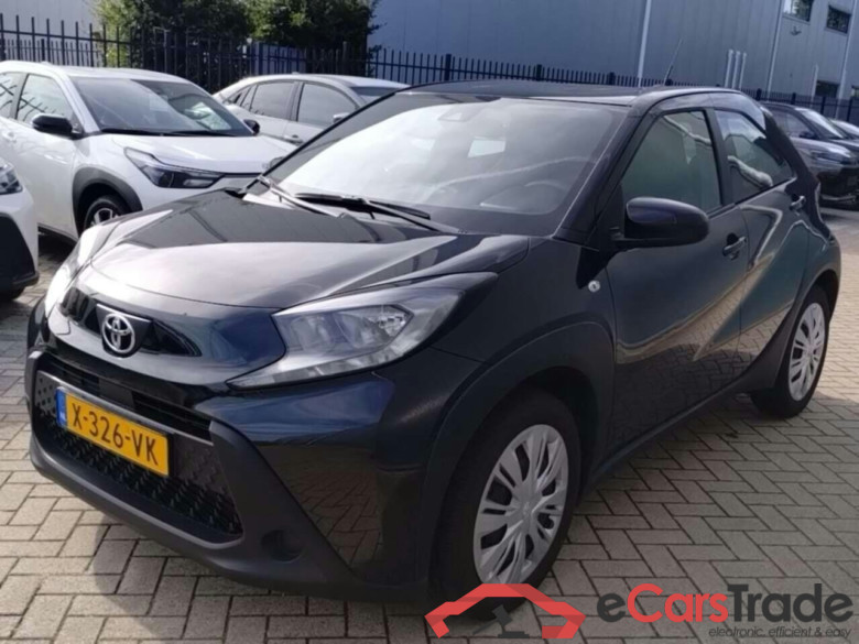 TOYOTA Aygo X 1.0 VVT-i S-CVT Play #1