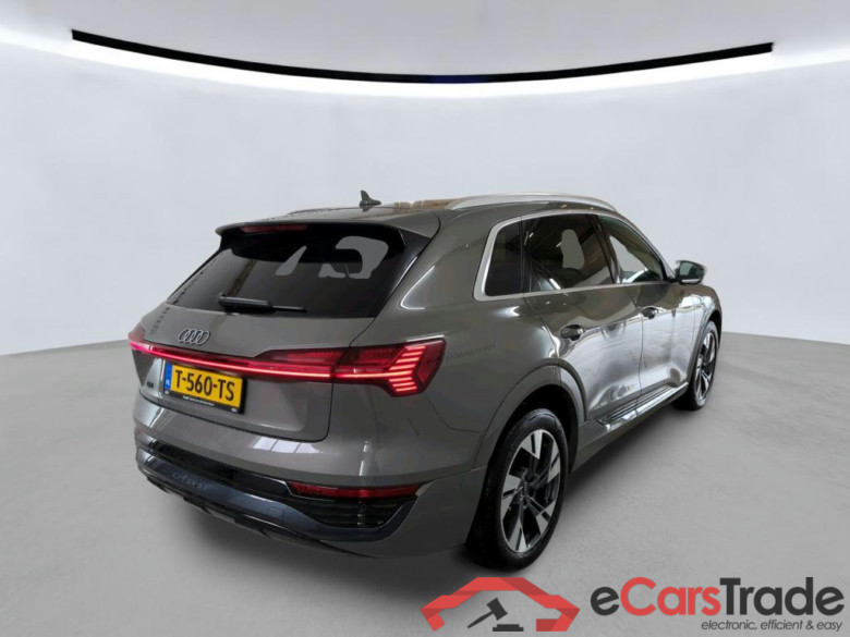 AUDI Q8 250 kW #5