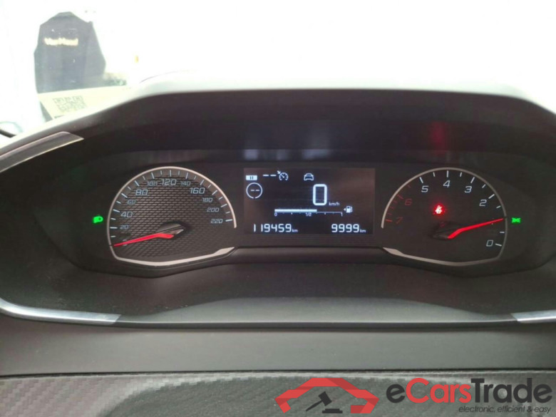 PEUGEOT 208 1.2 PT Active #6