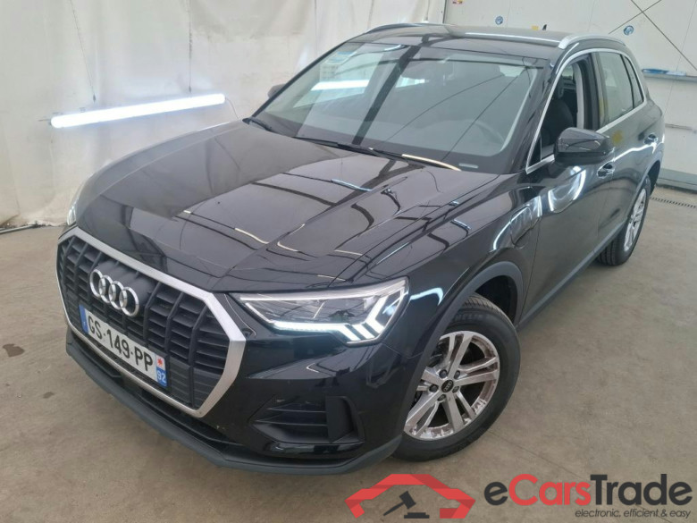 AUDI Q3 / 2018 / 5P / SUV 45 TFSI E 245 S TRONIC BUSINESS EXE #1