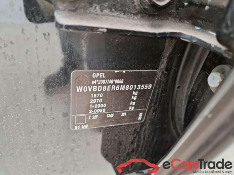 OPEL Astra Sports Tourer 1.2 Turbo Edition #4