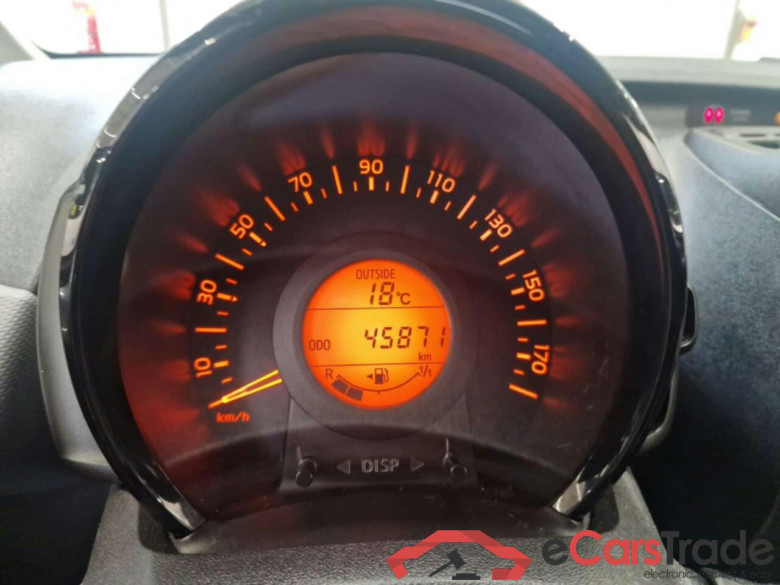 PEUGEOT 108 1.0 e-VTi Active #6