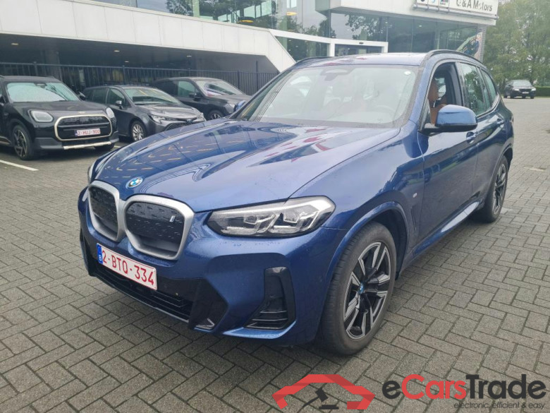 BMW IX3 80KWH AUTO