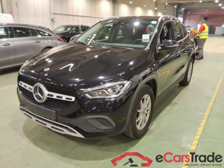 MERCEDES-BENZ GLA 1.3 GLA 180 DCT BUSINESS SOLUTION #1