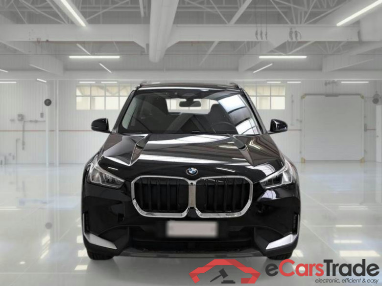 BMW X1 / 2022 / 5P / SUV SDRIVE 18I DCT #6