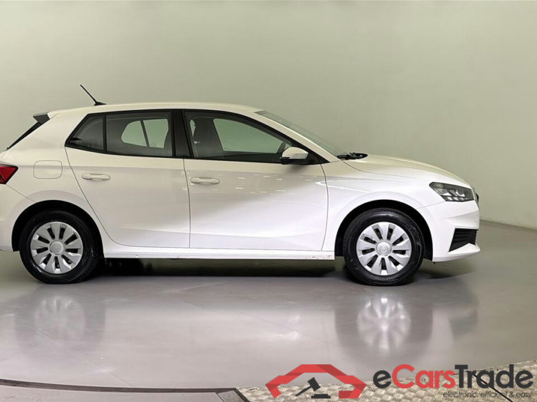 Fabia Active 1.0 MPI 80CV BVM5 E6d / PRÊT A VENDRE #5