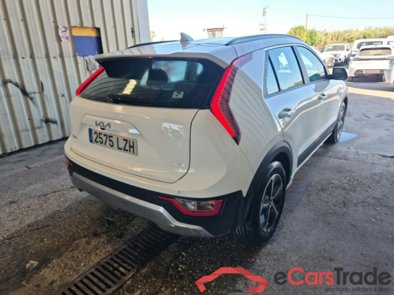 KIA Niro / 2022 / 5P / crossover 1.6 GDi HEV 104kW (141CV) Concept #2