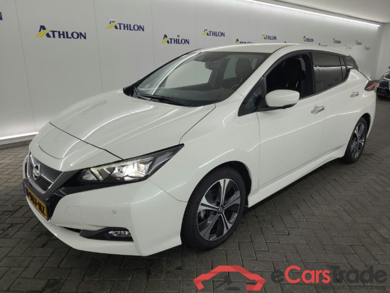 NISSAN LEAF N-CONNECTA 40kWh 5D uitlopend #1