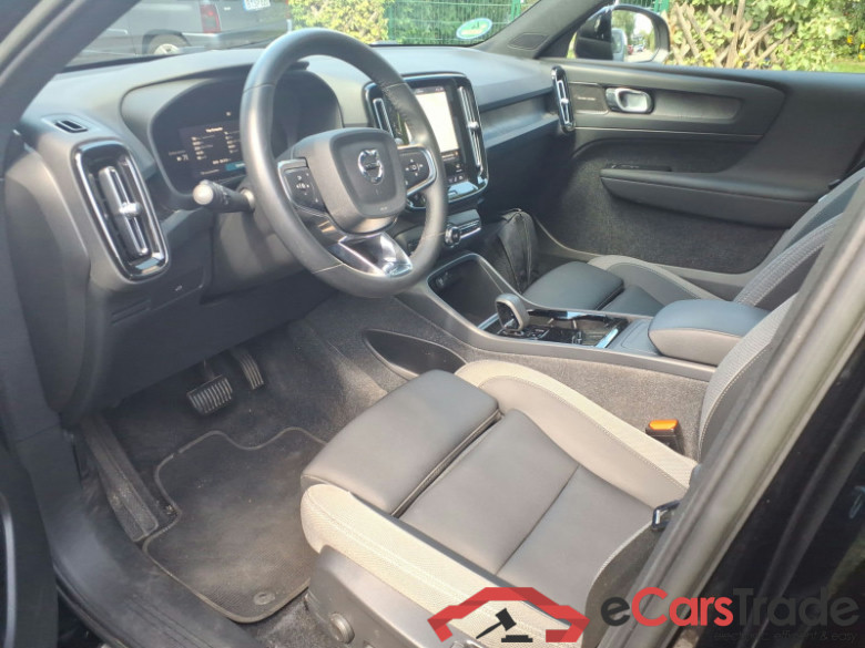 Volvo XC40  #5