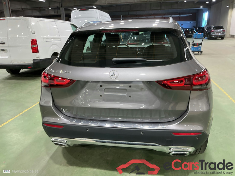 MERCEDES-BENZ GLA 2.0 GLA 180 D DCT BUSINESS SOLUTION #5