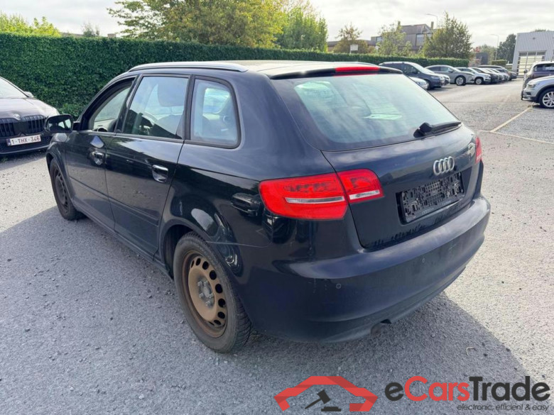 AUDI A3 Sportback 1.6 TDi e Attraction Start/Stop DPF #4
