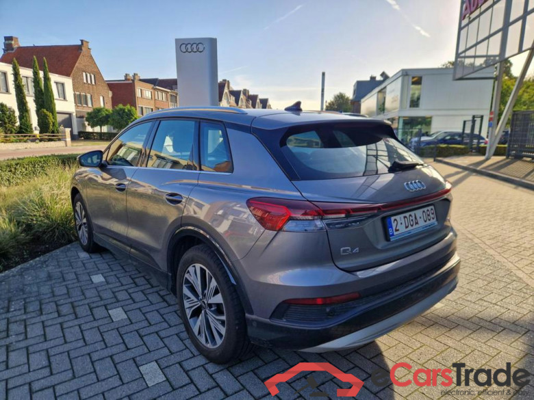 AUDI Q4 e-tron 82 kWh 45 Quattro Advanced #4