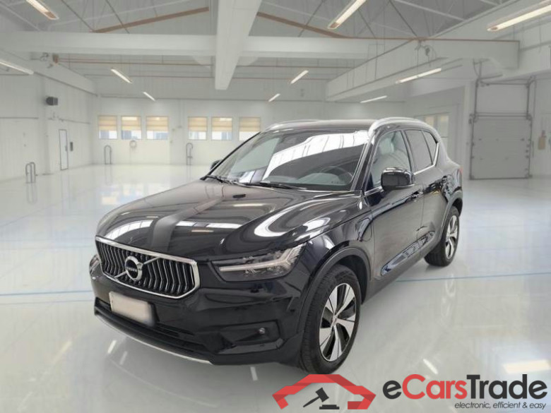 VOLVO XC40 / 2017 / 5P / Fuoristrada T4 Plug-in Hybrid auto Rech Insc Expr N1 #1
