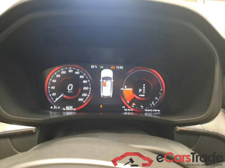 VOLVO XC60 / 2017 / 5P / SUV T6 Plug-in AWD auto Recharge R-Design #4