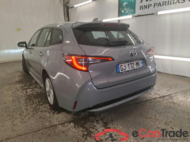 TOYOTA Corolla Touring Sports / 2018 / 5P / Break Hybride 122h Dynamic Business Beyond Zer #2