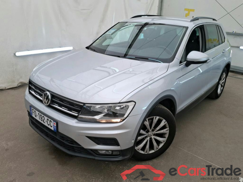 VOLKSWAGEN Tiguan / 2016 / 5P / SUV 2.0 TDI 150 DSG7 Confortline Business #1