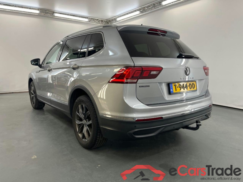 VOLKSWAGEN Tiguan Allspace 1.5 TSI Life Business 7p. #3