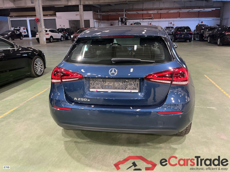 MERCEDES-BENZ A-CLASS 1.3 A 250 E DCT BUSINESS SOLUTION #5