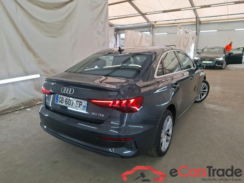 AUDI A3 Berline / 2020 / 4P / Berline 30 TDI 116 S Tronic Business Line #3