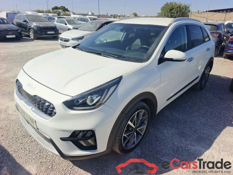 KIA Niro / 2019 / 5P / crossover 1.6 GDi HEV 104kW (141CV) Emotion (AC) #1