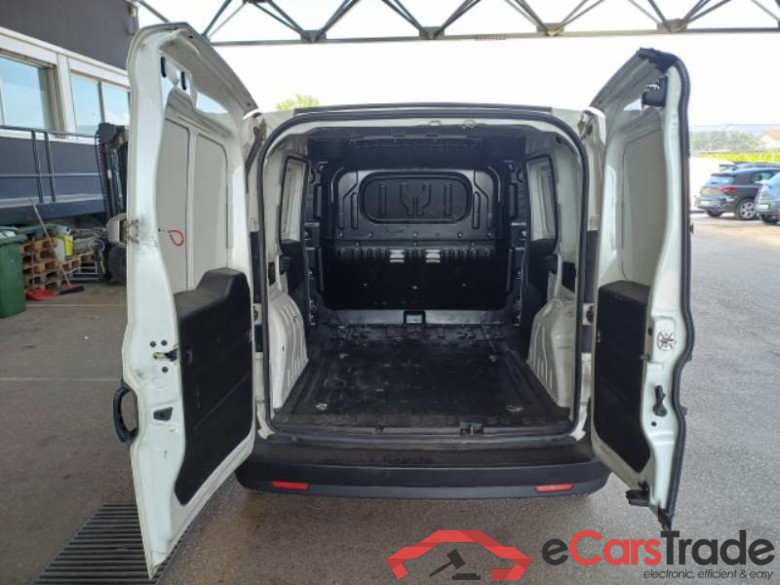 FIAT DOBLÒ CARGO / 2014 / 4P / VETT. FURGONATA CH1 LOUNGE 1.6 MJET 90CV E6D-F SeS #5