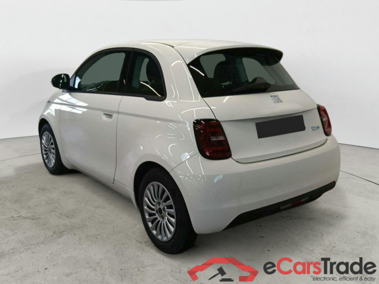 Fiat 500 Nouvelle 500 e 118 ch #4