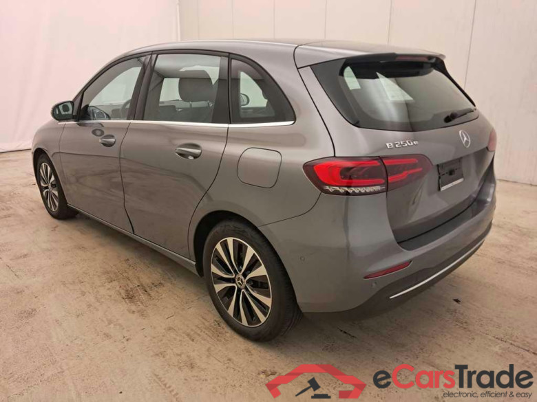 Mercedes B 250e Plug-In Hybrid Aut. LED Widescreen ACC Navi 1/2 Sport-Leather KeylessGo Camera Klima PDC ... #4