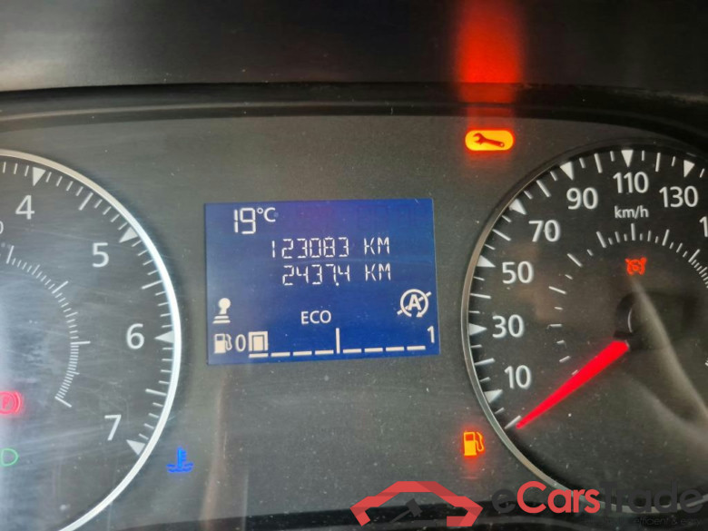 DACIA Duster / 2018 / 5P / furgón derivado de turismo Essential Blue dCi 85kW (115CV) 4X4 (furgón) #5