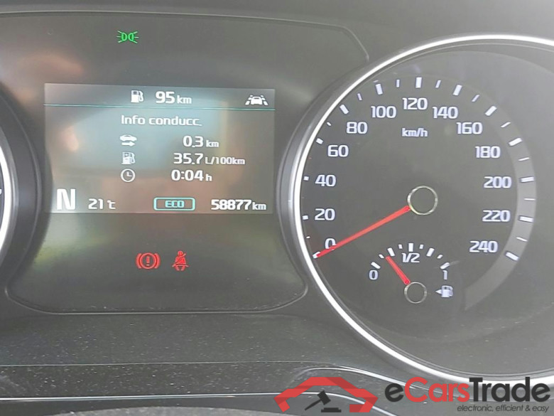 KIA XCeed / 2019 / 5P / todoterreno 1.5 MHEV iMT Tech 118kW (160CV) #5