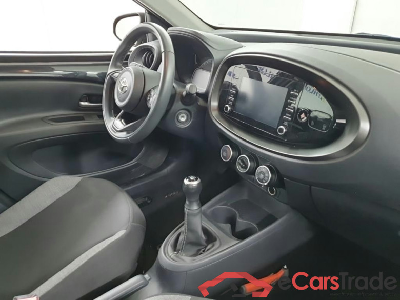 TOYOTA Aygo X 1.0 VVT-I MT play 5D 53kW #6