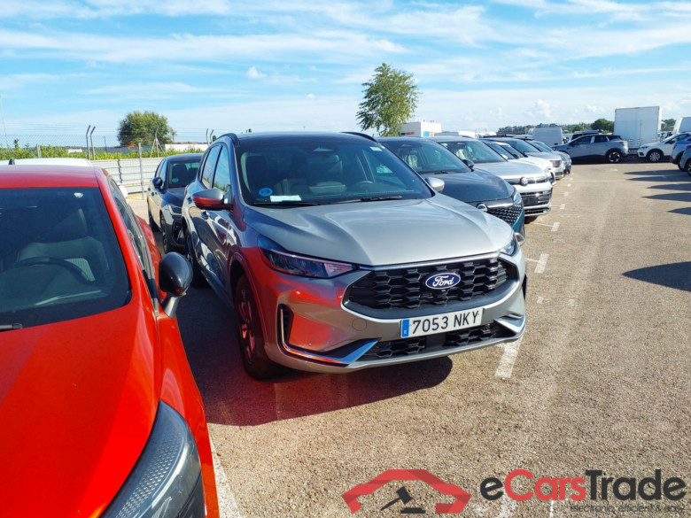 FORD Kuga 2.5 PHEV 243cv WT + Gancho AutomÃ¡tico ST-LINE X (Pano -Roof + Winterpack + Tow bar + All season) #1
