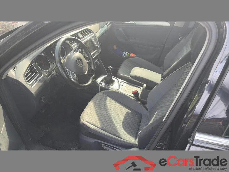 VOLKSWAGEN Tiguan Dsl 2.0 TDi Comfortline BMT #6
