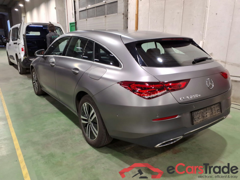 MERCEDES-BENZ CLA 1.3 CLA 250 E BUSINESS SOLUTION DCT #2