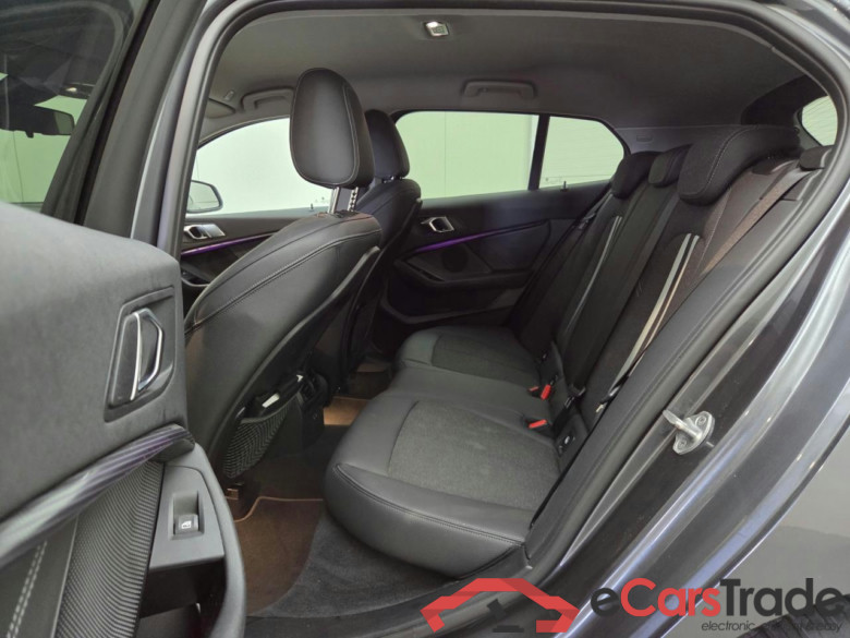 BMW 1-serie 118i Executive Edition #5