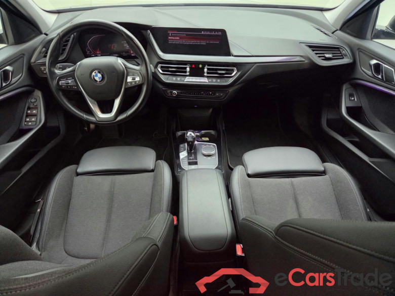 BMW 1-serie 118i Executive Edition #6