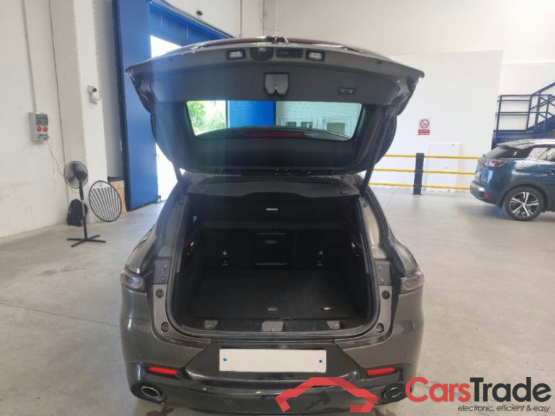 ALFA ROMEO TONALE / 2022 / 5P / SUV 1.3 280CV PLUG IN HYBRID AT6 VELOCE Q4 #5