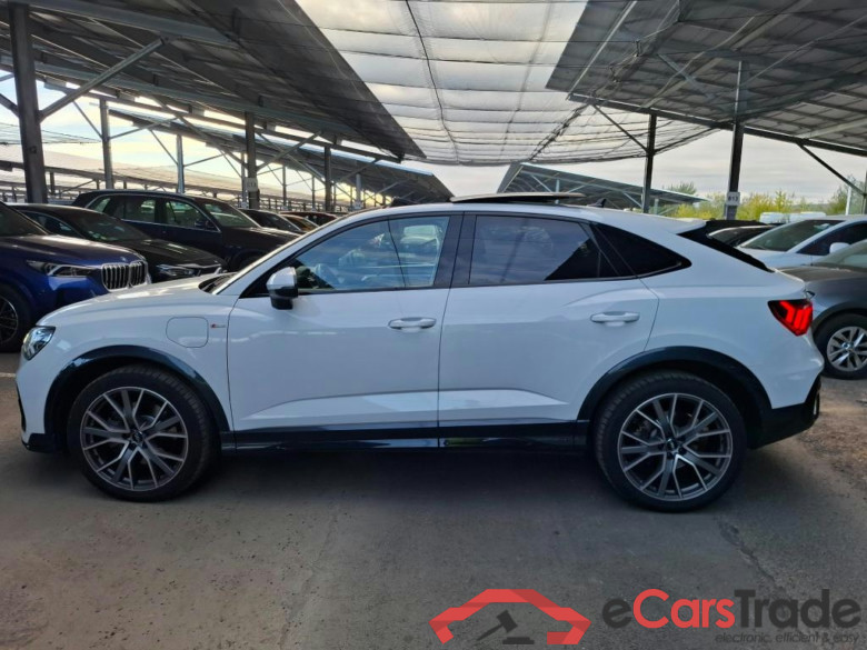 AUDI Q3 Sportback / 2019 / 5P / SUV 45 TFSI E 245 S TRONIC S LINE #4