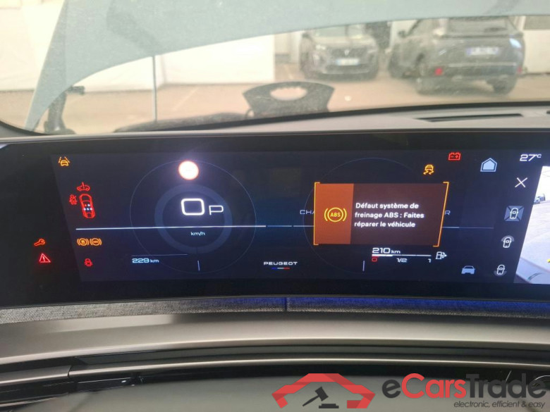 PEUGEOT 3008 / 2024 / 5P / SUV 1.2 HYBRID 136 E-DCS6 ALLURE #6