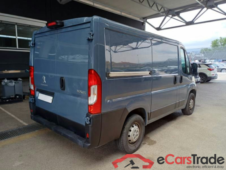 PEUGEOT BOXER / 2014 / 4P / FURGONE 330 L1H1 2.2 BLUEHDI 120CV SeS #2
