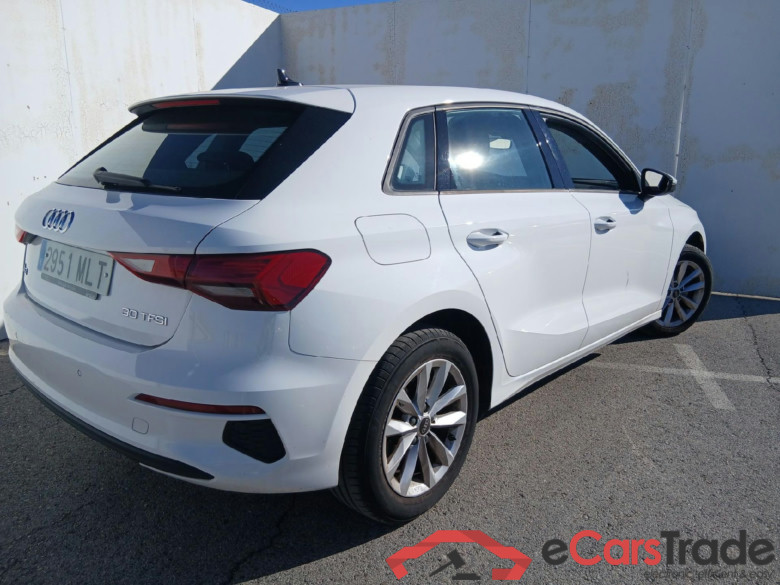 AUDI A3 / 2020 / 5P / berlina con portón Sportback 30 TFSI 81kW (110CV) S tronic #2