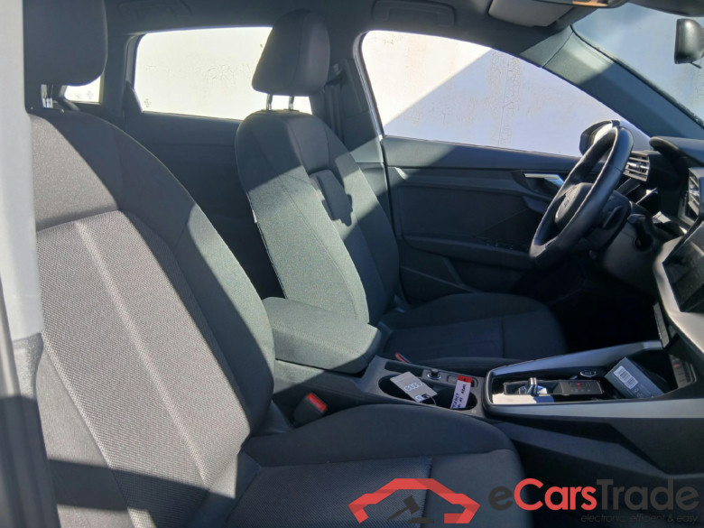 AUDI A3 / 2020 / 5P / berlina con portón Sportback 30 TFSI 81kW (110CV) S tronic #6
